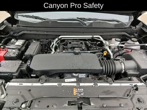 New 2026 GMC Canyon Denali image 31