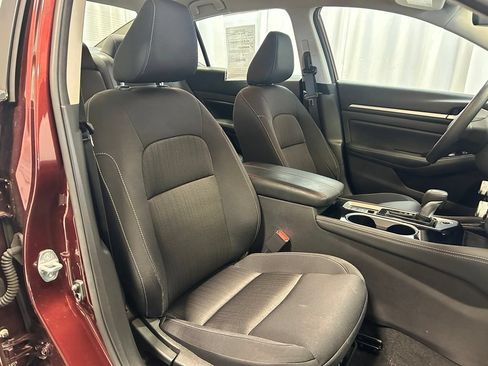 Used 2023 Nissan Altima 2.5 SV AWD/4WD image 19