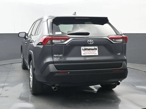 Used 2023 Toyota RAV4 LE FWD image 17