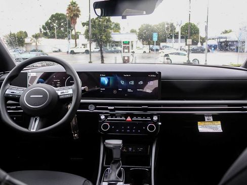 New 2026 Hyundai Santa Cruz SEL FWD image 17