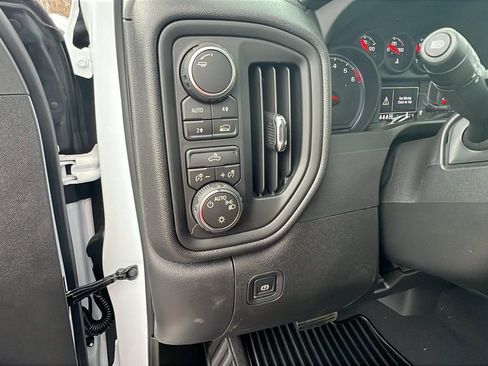 New 2026 Chevrolet Silverado 1500 Custom image 19