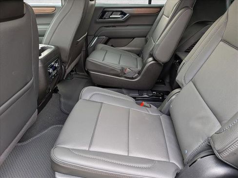 New 2026 GMC Yukon Denali w/ Advanced Technology Package image 14