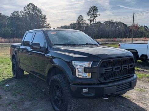 Used 2017 Ford F150 Lariat image 1