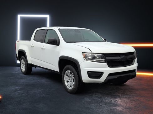 Used 2018 Chevrolet Colorado LT w/ Safety Package image 1