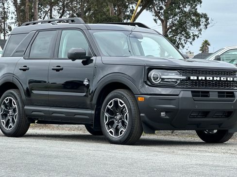 New 2025 Ford Bronco Sport Outer Banks w/ Outer Banks Tech Package+ AWD/4WD image 7