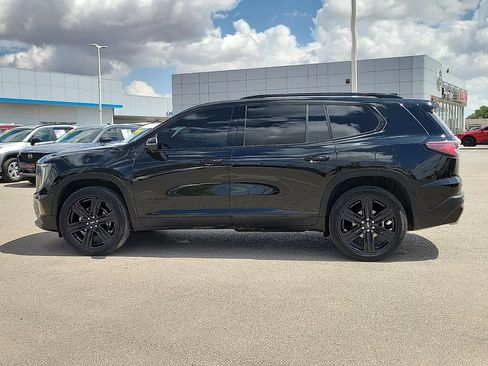 Used 2025 GMC Acadia Elevation w/ Elevation Premium Package FWD image 7