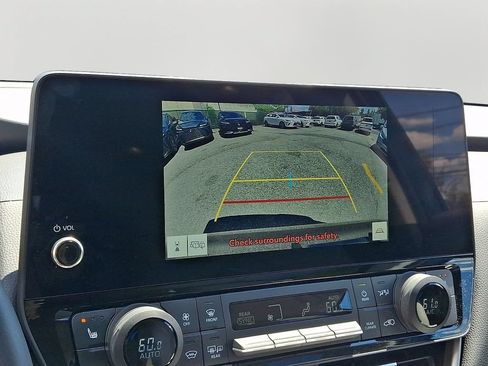Used 2026 Toyota Grand Highlander AWD image 19