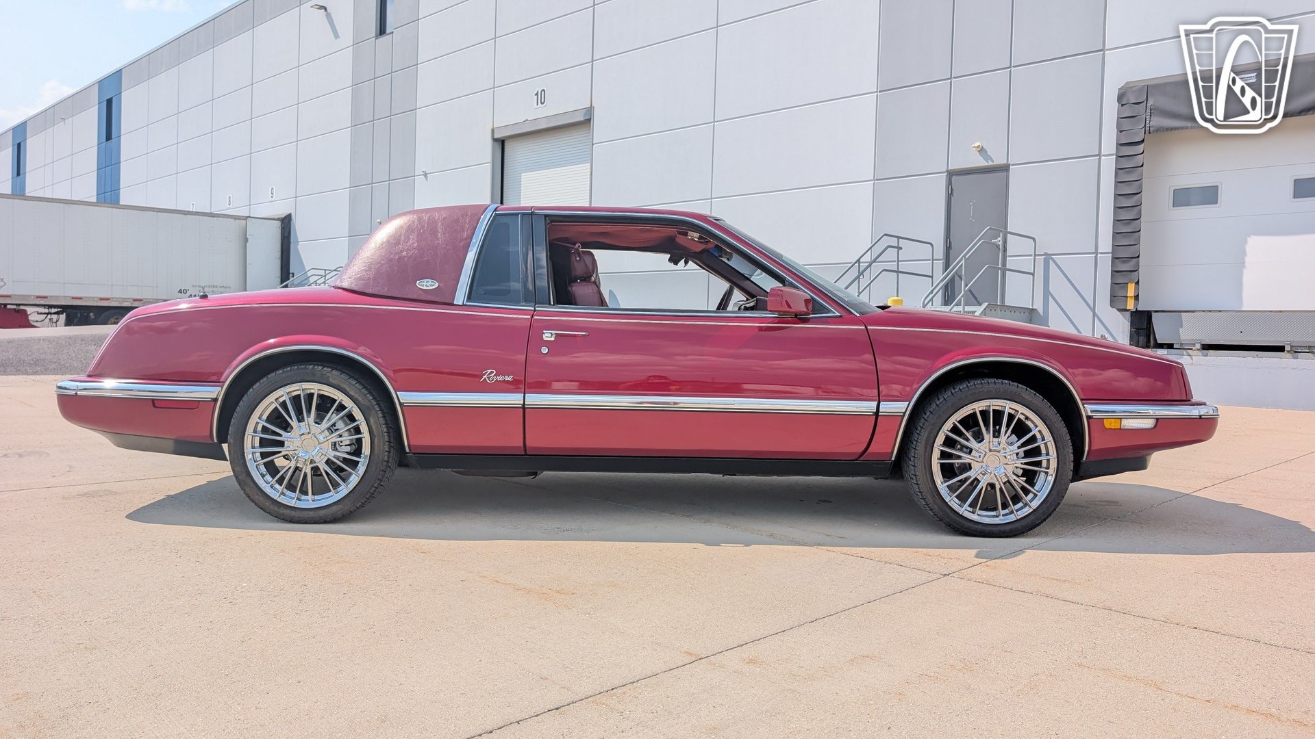 Used 1990 Buick Riviera Coupe FWD image 19