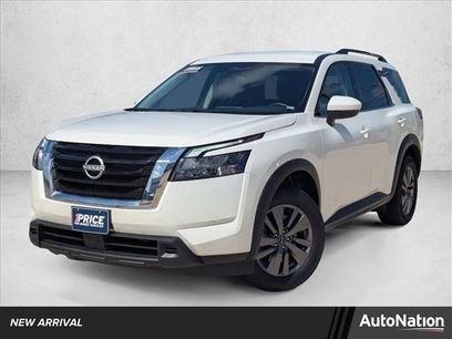Used 2025 Nissan Pathfinder SV