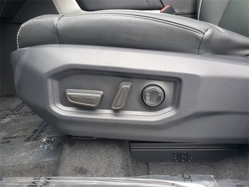 New 2026 Toyota Tundra Limited image 19