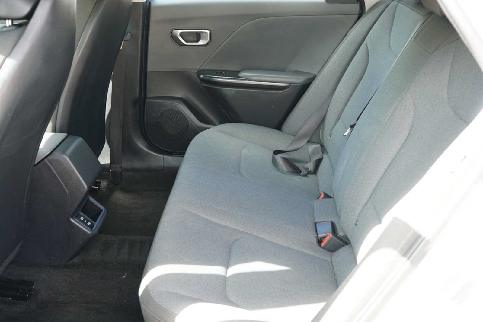 Used 2025 Kia K4 FWD image 19