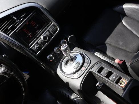 Used 2011 Audi R8 V10 AWD/4WD image 14
