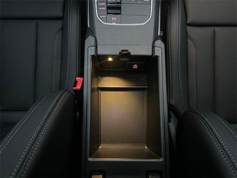 New 2026 BMW 330i xDrive Sedan w/ Premium Package image 20