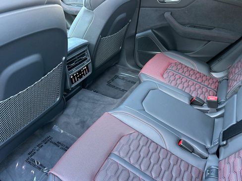 New 2026 Audi RS Q8 performance image 11