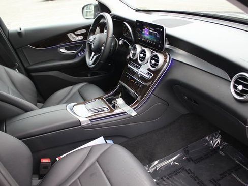 Used 2021 Mercedes-Benz GLC 300 4MATIC image 36
