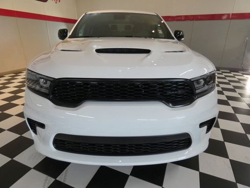 New 2026 Dodge Durango R/T w/ Blacktop Package AWD/4WD image 2