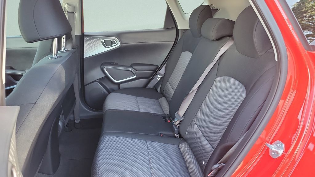 Used 2024 Kia Soul LX FWD image 10