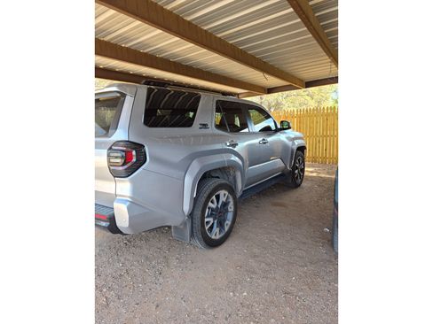 Used 2025 Toyota 4Runner TRD Sport AWD/4WD image 6