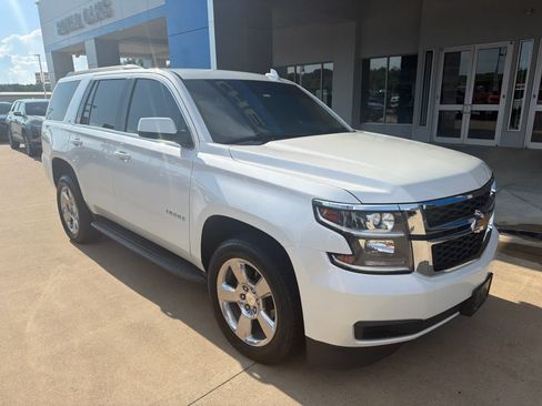 Used 2017 Chevrolet Tahoe LT RWD image 9