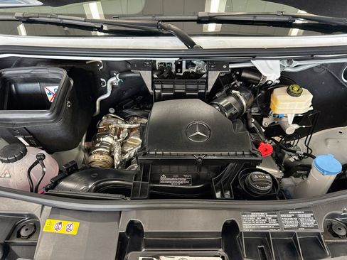 Used 2025 Mercedes-Benz Sprinter 3500 image 29