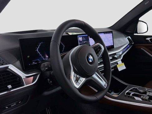 New 2026 BMW X5 xDrive40i w/ M Sport Package AWD/4WD image 9