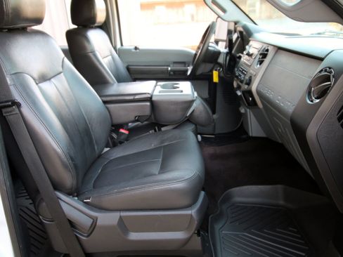 Used 2015 Ford F350 XLT w/ XLT Value Package image 39