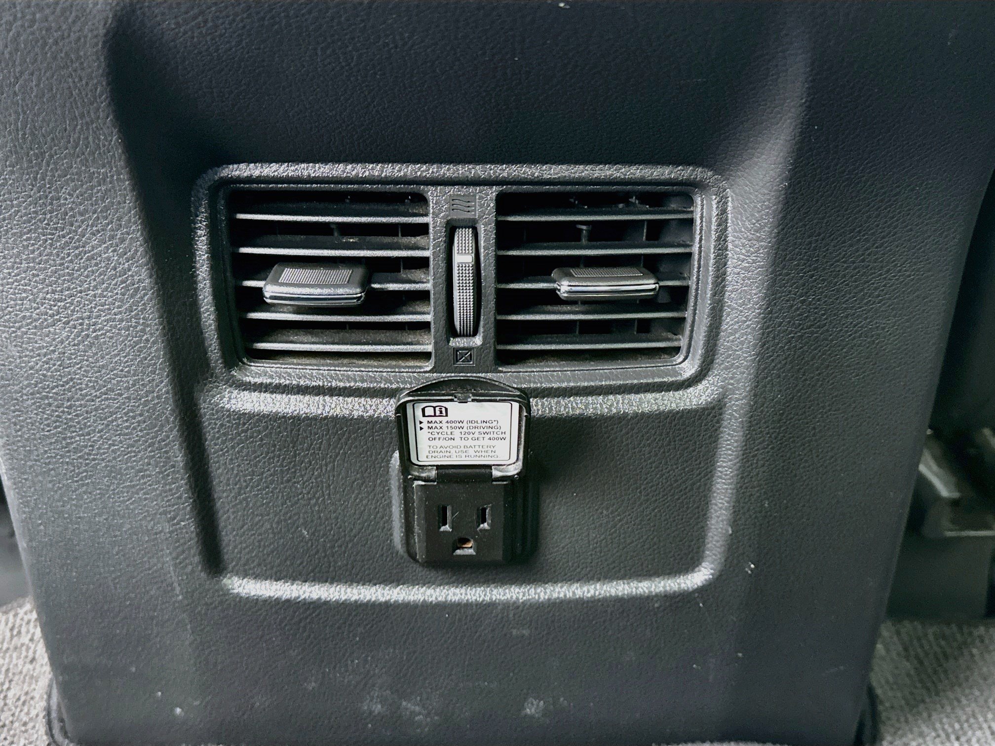Used 2016 Nissan Titan SL AWD/4WD image 16