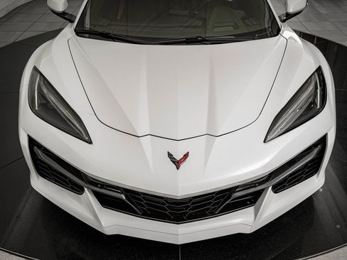 Used 2023 Chevrolet Corvette Z06 image 24