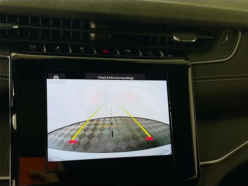 New 2025 Jeep Grand Cherokee L Altitude image 8