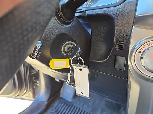 Used 2017 Toyota 4Runner SR5 image 26