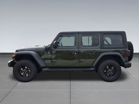 Used 2024 Jeep Wrangler Unlimited AWD/4WD image 3