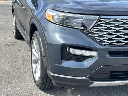 Used 2023 Ford Explorer Platinum w/ Technology Package AWD/4WD image 13