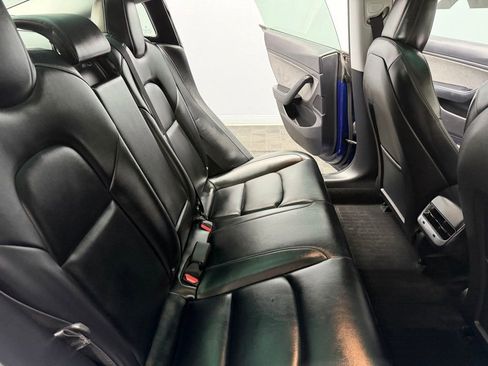 Used 2018 Tesla Model 3 Mid Range RWD image 41