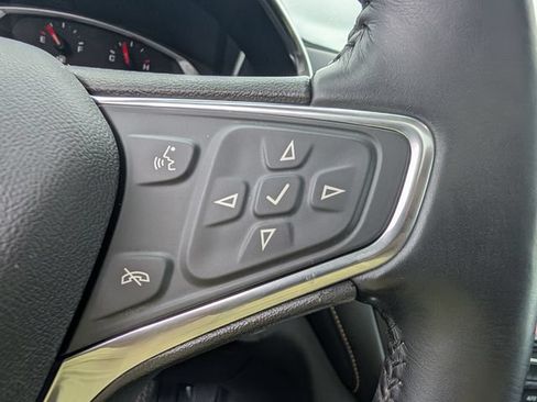 Used 2018 Chevrolet Equinox Premier AWD/4WD image 14