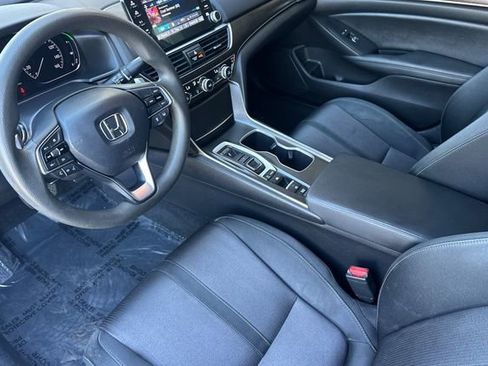Certified 2019 Honda Accord EX image 9