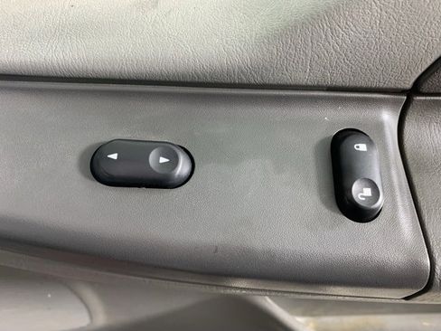 Used 2002 Ford F250 XLT image 27