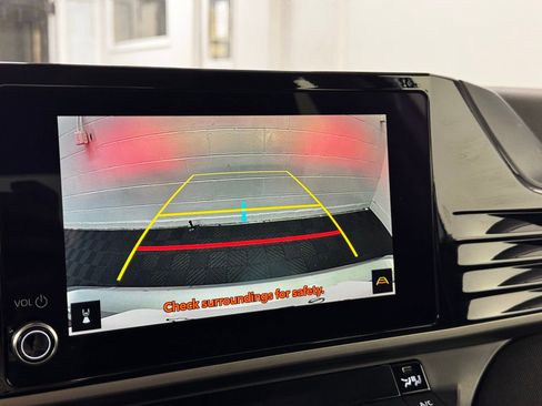 Used 2025 Toyota Camry LE image 12