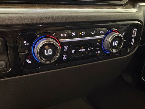 Used 2025 Chevrolet Silverado 1500 LT RWD image 33
