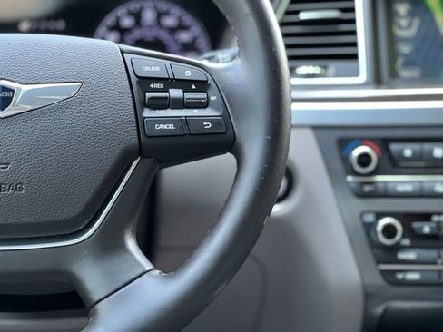 Used 2016 Hyundai Genesis 3.8 RWD image 31