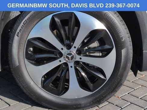 Used 2025 Mercedes-Benz GLA 250 image 12