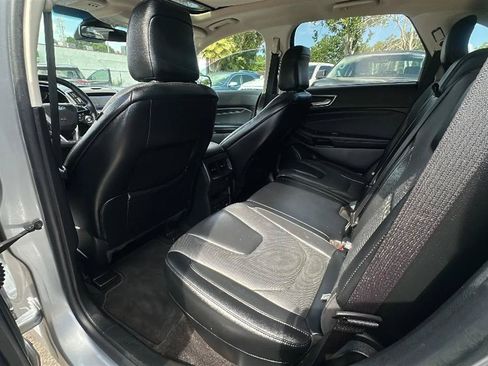 Used 2020 Ford Edge Titanium w/ Equipment Group 301A FWD image 25