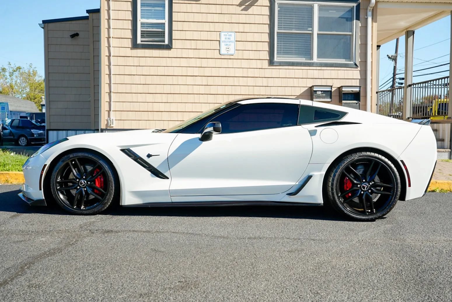 Used 2014 Chevrolet Corvette Stingray Coupe w/ Z51 3LT RWD image 17