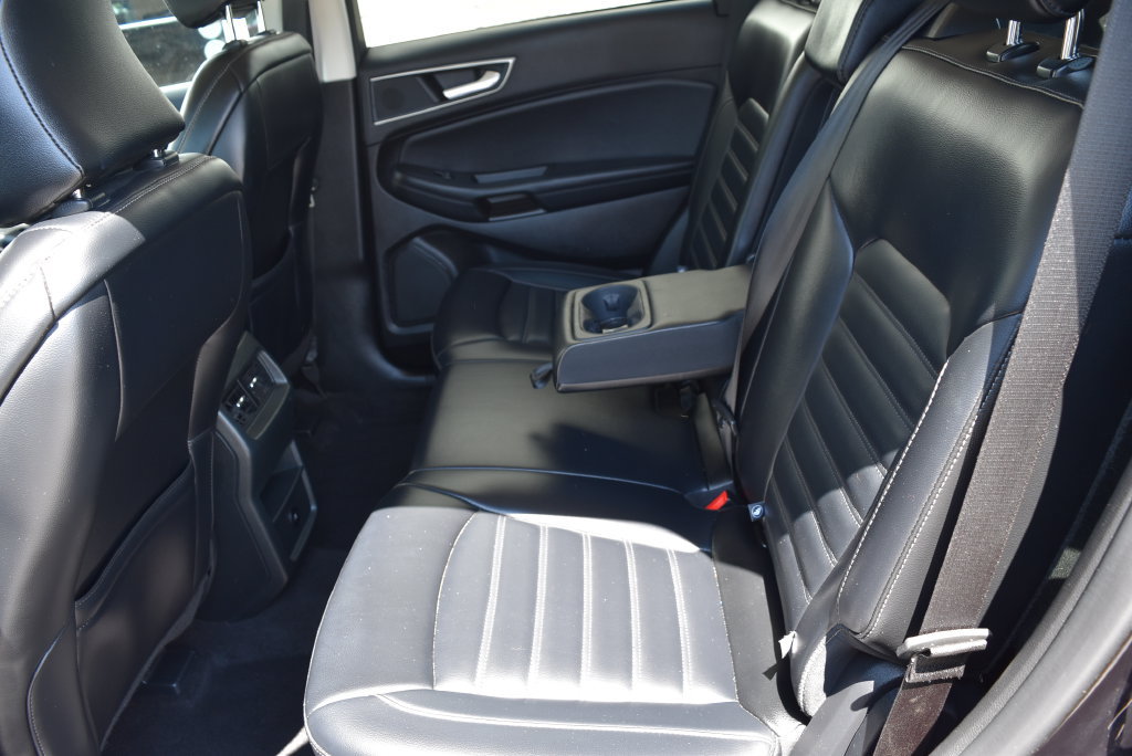 Used 2024 Ford Edge SEL AWD/4WD image 10