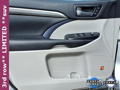 Used 2019 Toyota Highlander Limited image 15