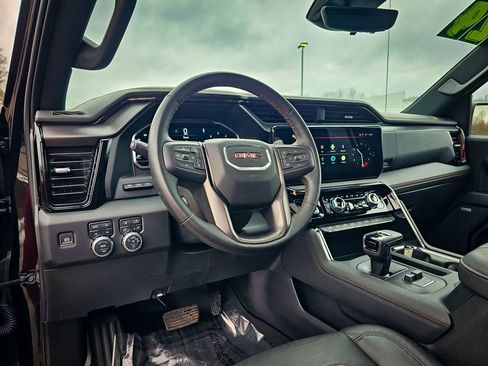 Used 2024 GMC Sierra 1500 AT4 w/ Technology Package image 15