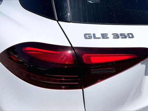 Used 2025 Mercedes-Benz GLE 350 4MATIC image 39