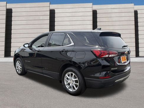 Used 2022 Chevrolet Equinox LT AWD/4WD image 3
