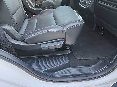 Used 2025 Ford Expedition Platinum AWD/4WD image 87