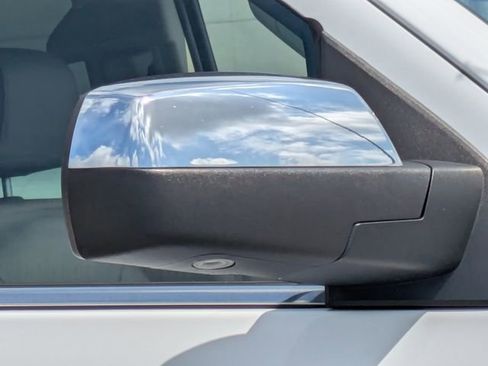 Used 2018 GMC Sierra 1500 SLT AWD/4WD image 11