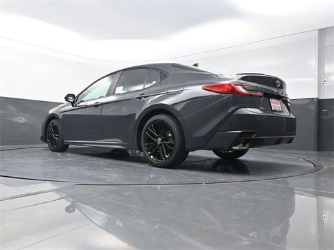 New 2026 Toyota Camry SE image 31